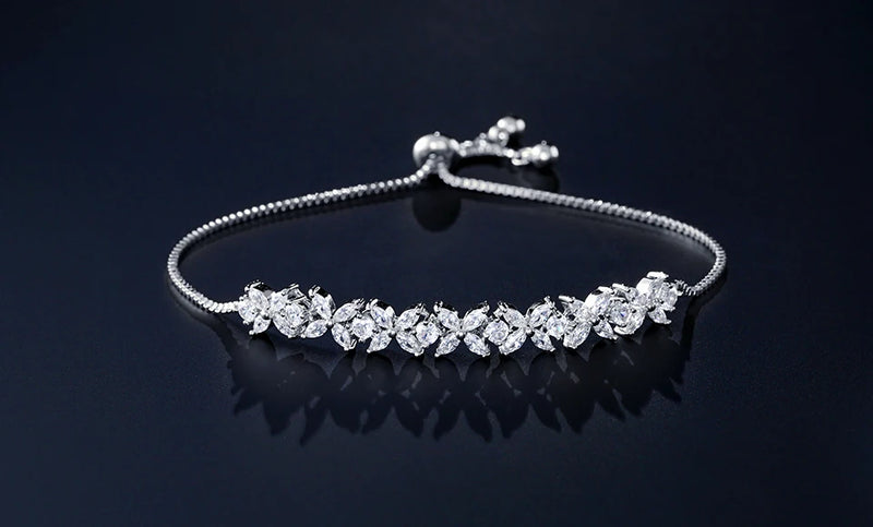 Classic Shiny Clear Zircon Flowers Adjustable Charm Bracelets for Women Sliver Color Fashion Wedding Jewelry